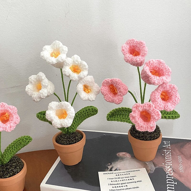 Knitted Flower Decor